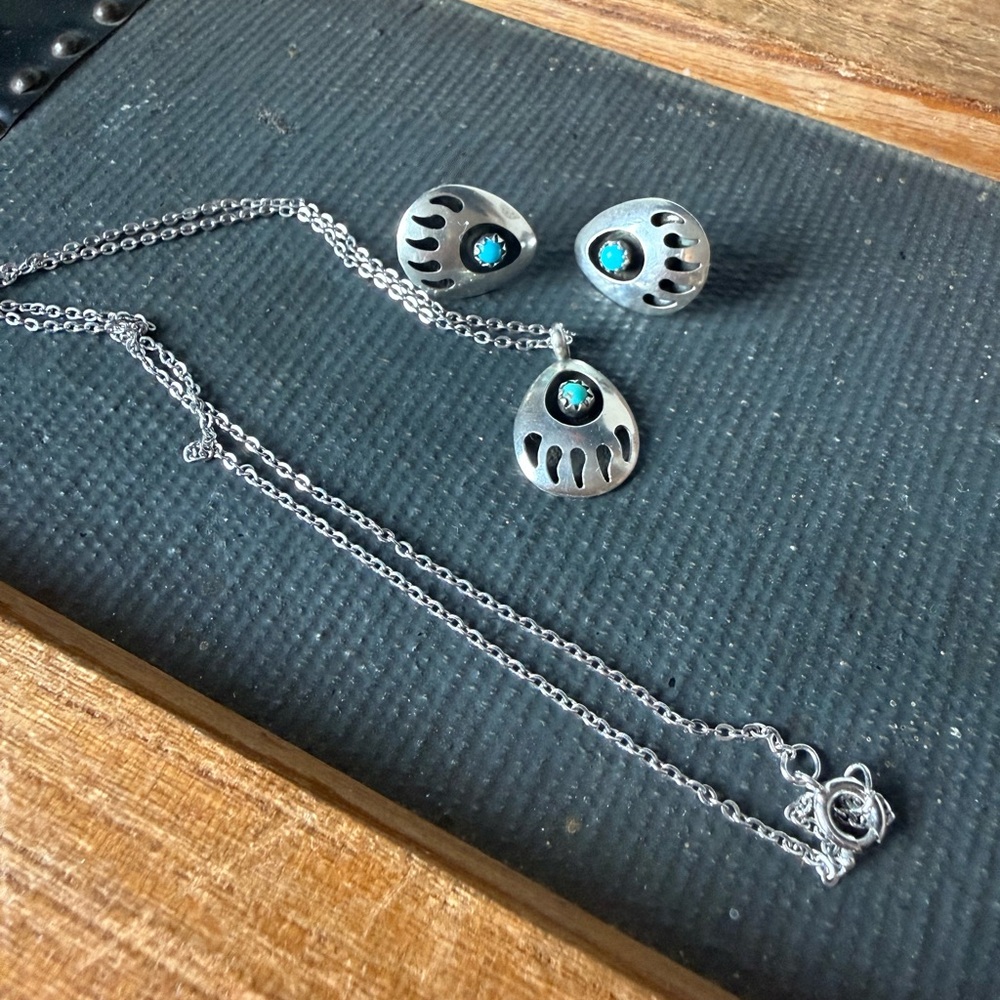 Vintage Navajo sterling silver & turquoise bear paw set